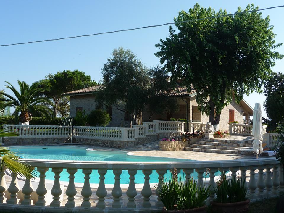 Country House Resort Villa Giardino Degli Eventi Fano Eksteriør bilde
